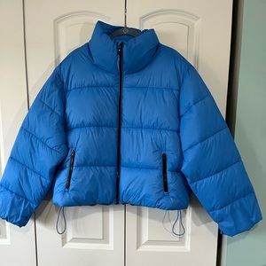 Old Navy short puffer jacket